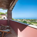 Castel Del Mare Suites&apartments Apartahotel