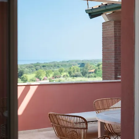 Castel Del Mare Suites&apartments Apartahotel San Vincenzo
